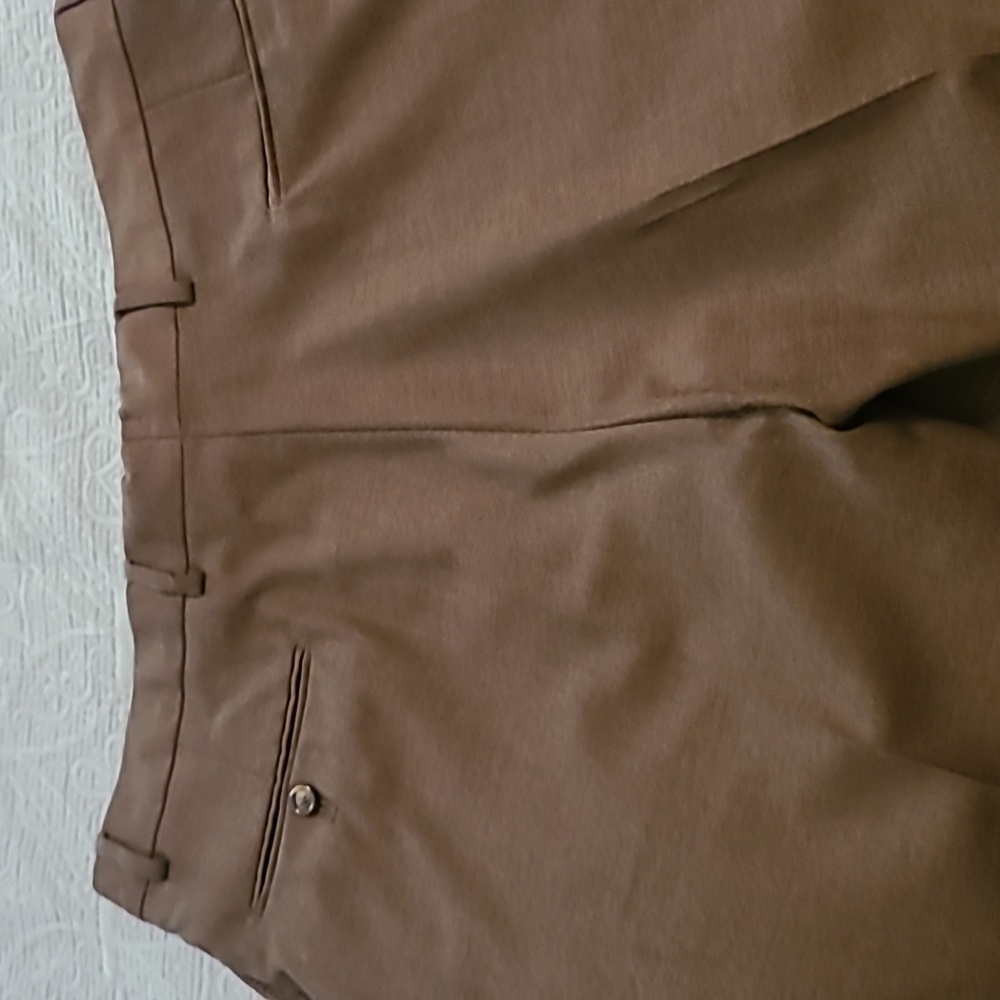 Men 3 piece  brown suit. Reg 43. - Picture 6 of 12
